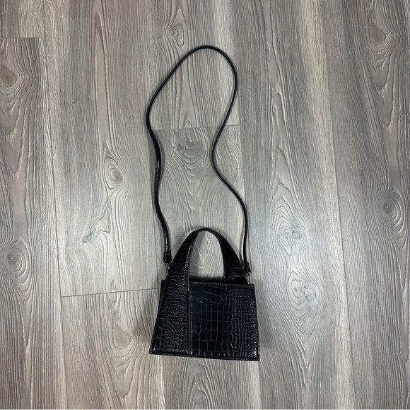 Zara Faux Snakeskin Mini Crossbody Bag Handle Structured Chic Holiday Party - Picture 1 of 4